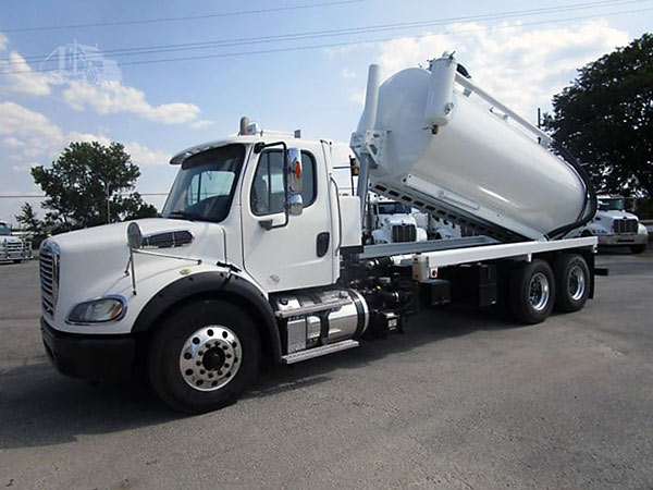 2019 Freightliner M2 on the Ground