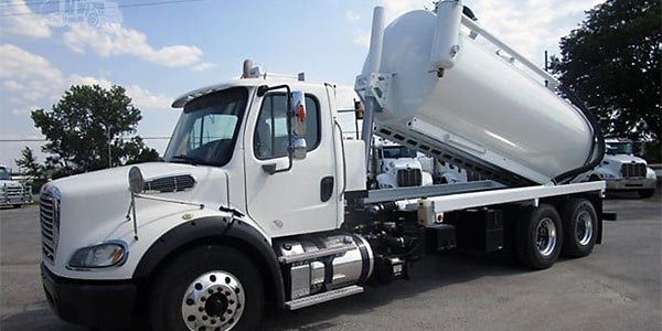 2019 Freightliner M2 on the Ground