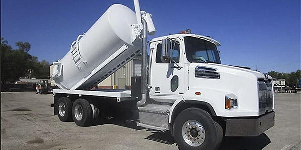 2015 Low Mileage Western Star 4700